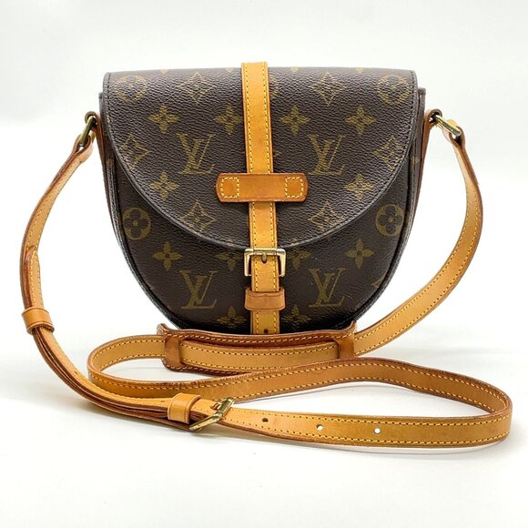 Authentic Louis Vuitton Monogram Chantilly PM Crossbody Bag - Picture 3 of 17